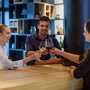 Novotel Hauptbahnhof **** Bécs